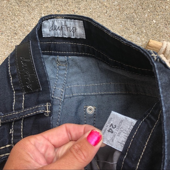Daytrip Jeans Size 24 Lynx Skinny Crop - Picture 5 of 8